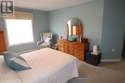 20 Huron Heights Drive, Ashfield-Colborne-Wawanosh (Colborne Twp), ON - Indoor Photo Showing Bedroom