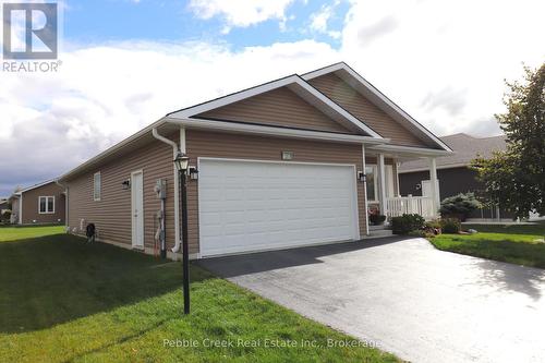 20 Huron Heights Drive, Ashfield-Colborne-Wawanosh (Colborne Twp), ON - Outdoor