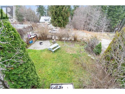 450 9 Avenue Se, Salmon Arm, BC - Outdoor