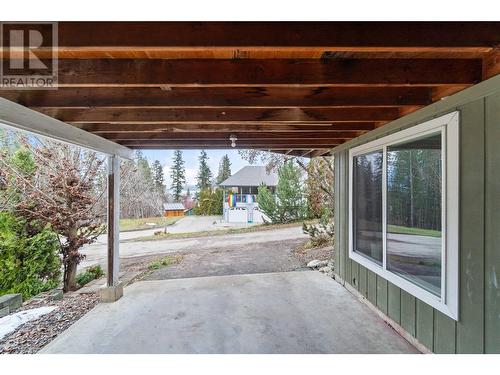 450 9 Avenue Se, Salmon Arm, BC - Outdoor With Deck Patio Veranda With Exterior