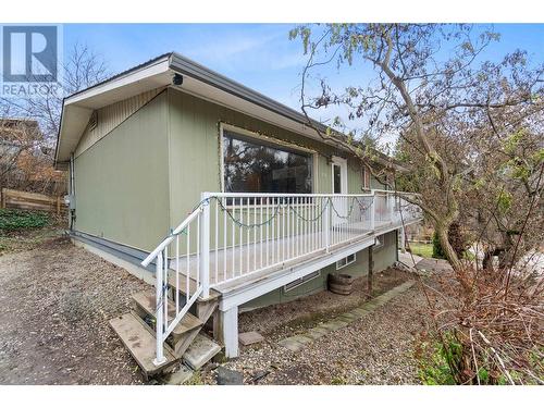 450 9 Avenue Se, Salmon Arm, BC - Outdoor With Deck Patio Veranda With Exterior