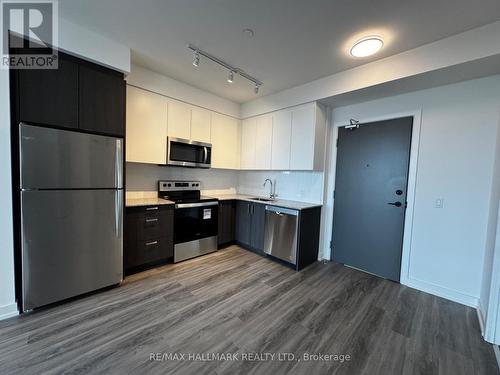 513 - 1010 Dundas Street E, Whitby, ON - Indoor Photo Showing Kitchen With Stainless Steel Kitchen