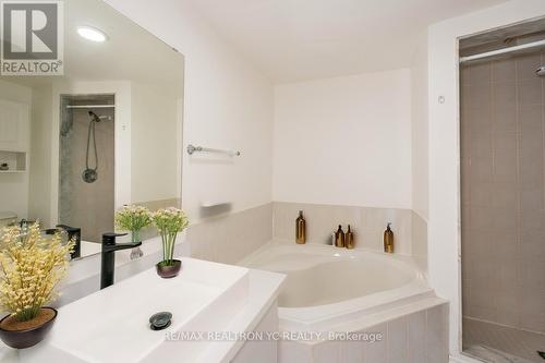 B202 - 98 Cornell Park Avenue, Markham, ON - Indoor Photo Showing Bathroom