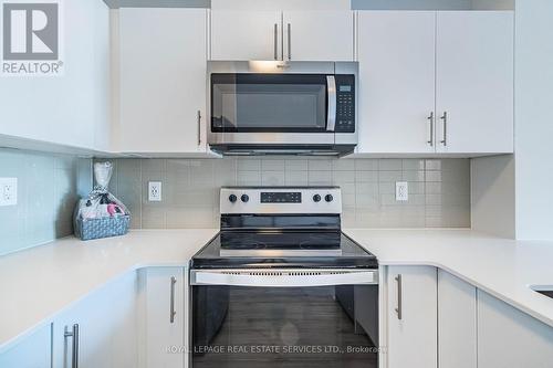 127 - 4 Kimberly Lane, Collingwood, ON - Indoor Photo Showing Kitchen