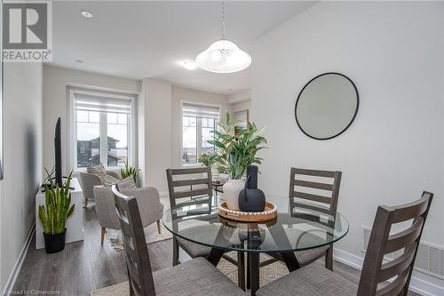 44 Hollywood Court, Cambridge, ON - Indoor Photo Showing Dining Room