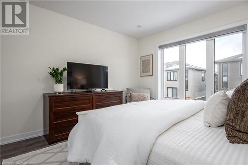 44 Hollywood Court, Cambridge, ON - Indoor Photo Showing Bedroom