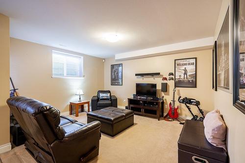 7260 197 Street, Langley, BC - Indoor