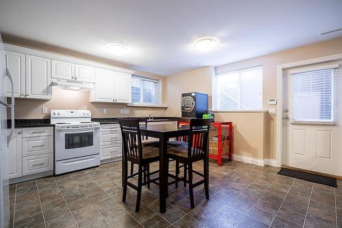 7260 197 Street, Langley, BC - Indoor Photo Showing Kitchen