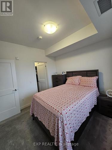 401 - 251 Northfield Drive E, Waterloo, ON - Indoor Photo Showing Bedroom