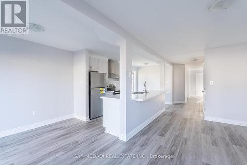 9 Birchfield Drive, Clarington, ON - Indoor Photo Showing Kitchen