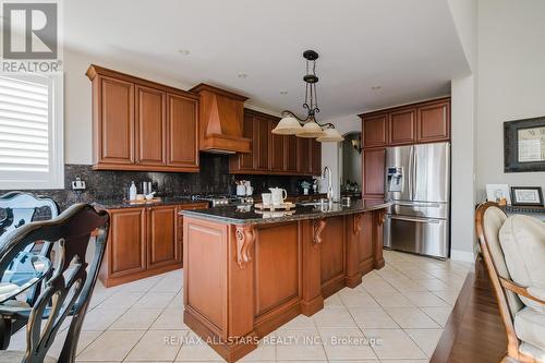 106 Stephensbrook Circle, Whitchurch-Stouffville, ON - Indoor Photo Showing Kitchen