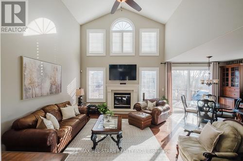 106 Stephensbrook Circle, Whitchurch-Stouffville, ON - Indoor Photo Showing Living Room With Fireplace