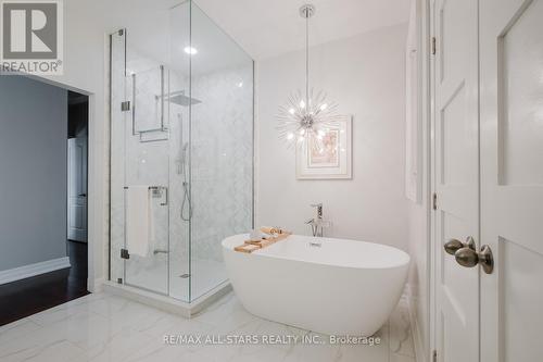 106 Stephensbrook Circle, Whitchurch-Stouffville, ON - Indoor Photo Showing Bathroom