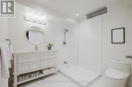 106 Stephensbrook Circle, Whitchurch-Stouffville, ON - Indoor Photo Showing Bathroom