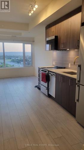 1006 - 8010 Derry Road, Milton, ON - Indoor Photo Showing Kitchen With Stainless Steel Kitchen