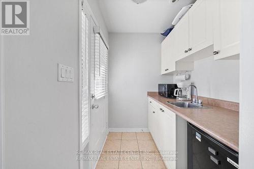 295 Dymott Avenue, Milton, ON - Indoor Photo Showing Kitchen