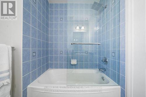 295 Dymott Avenue, Milton, ON - Indoor Photo Showing Bathroom