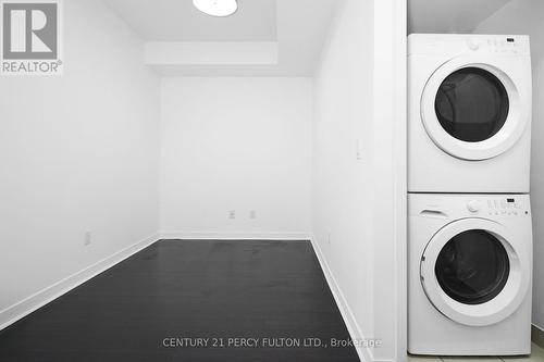 1604 - 365 Prince Of Wales Drive, Mississauga, ON - Indoor Photo Showing Laundry Room