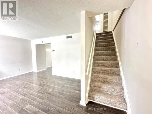 1757 Aldersbrook Road, London, ON - Indoor Photo Showing Other Room