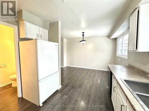 1757 Aldersbrook Road, London, ON - Indoor Photo Showing Kitchen