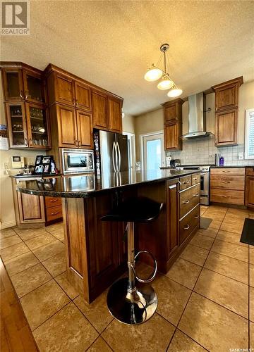 502 Aspen Drive, Swift Current, SK - Indoor Photo Showing Kitchen