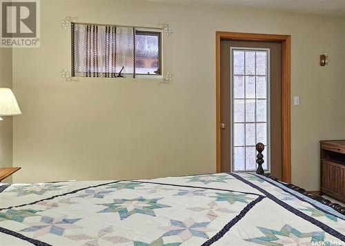 308 7Th Avenue W, Rosetown, SK - Indoor Photo Showing Bedroom