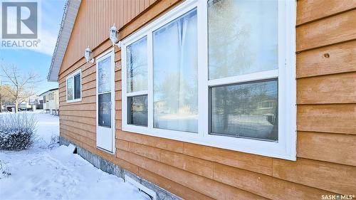 308 7Th Avenue W, Rosetown, SK - Outdoor With Exterior