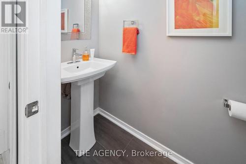 4D Shank Street, Toronto, ON - Indoor Photo Showing Bathroom