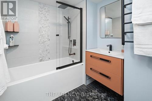 4D Shank Street, Toronto, ON - Indoor Photo Showing Bathroom