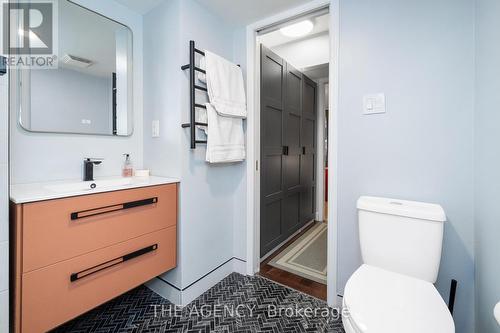 4D Shank Street, Toronto, ON - Indoor Photo Showing Bathroom