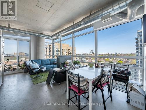 1502 - 150 Sudbury Street, Toronto, ON - Indoor Photo Showing Living Room