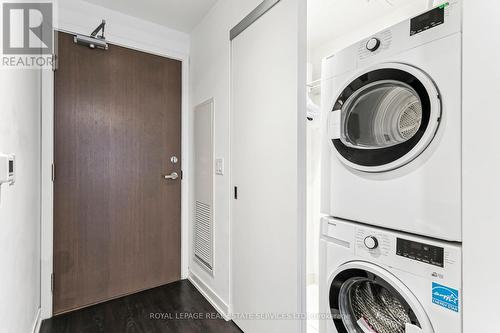 513 - 20 Richardson Street, Toronto, ON - Indoor Photo Showing Laundry Room