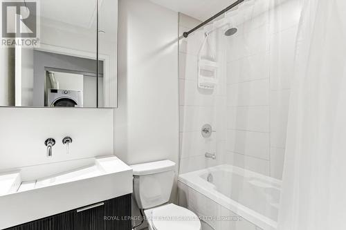 513 - 20 Richardson Street, Toronto, ON - Indoor Photo Showing Bathroom