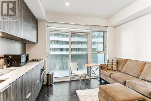 513 - 20 Richardson Street, Toronto, ON - Indoor Photo Showing Living Room