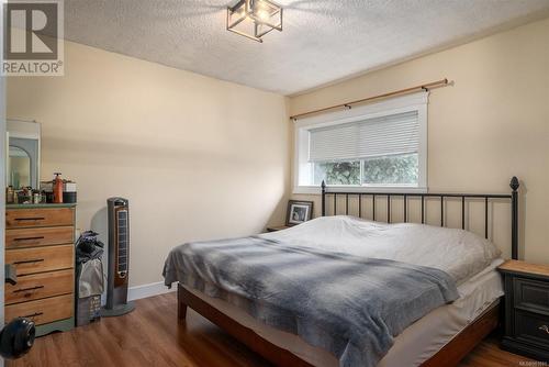 425 Wharton St, Nanaimo, BC - Indoor Photo Showing Bedroom