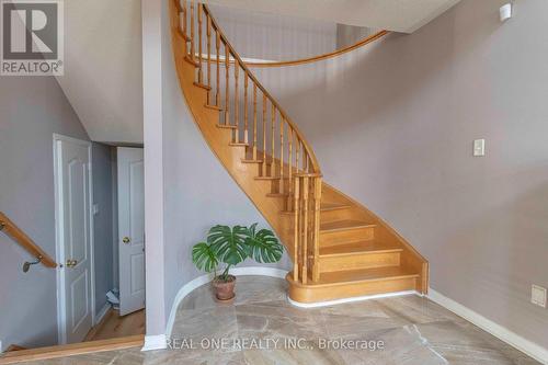 2 Delfire Street, Vaughan, ON - Indoor Photo Showing Other Room