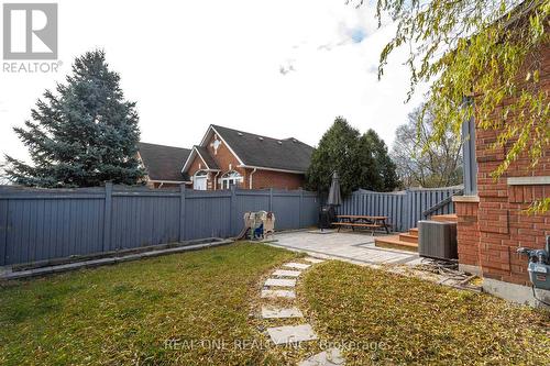 2 Delfire Street, Vaughan, ON - Outdoor