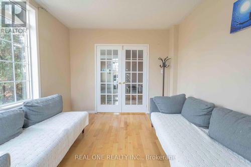 2 Delfire Street, Vaughan, ON - Indoor Photo Showing Living Room