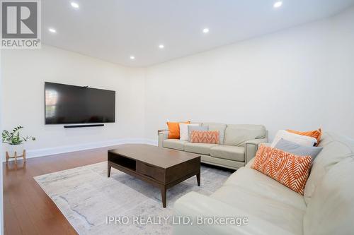 11 Goodsway Trail, Brampton, ON - Indoor Photo Showing Living Room