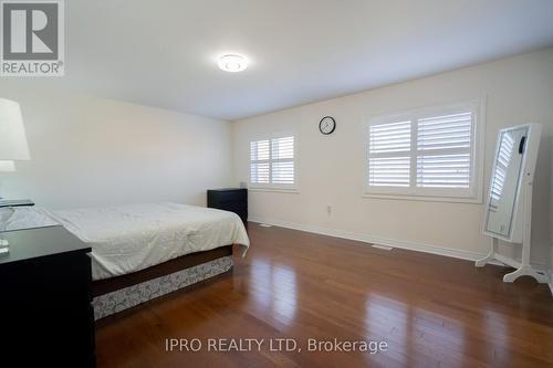 11 Goodsway Trail, Brampton, ON - Indoor Photo Showing Bedroom