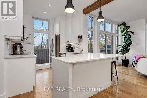 324 Byron Avenue, Ottawa, ON - Indoor Photo Showing Kitchen