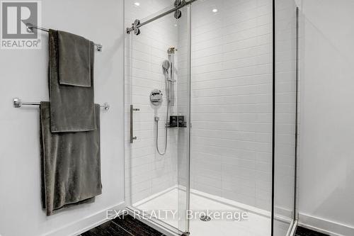 324 Byron Avenue, Ottawa, ON - Indoor Photo Showing Bathroom