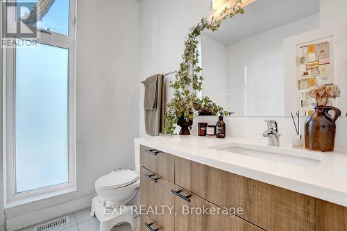 324 Byron Avenue, Ottawa, ON - Indoor Photo Showing Bathroom