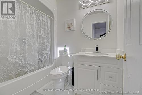 76 Kate Aitken Crescent, New Tecumseth, ON - Indoor Photo Showing Bathroom