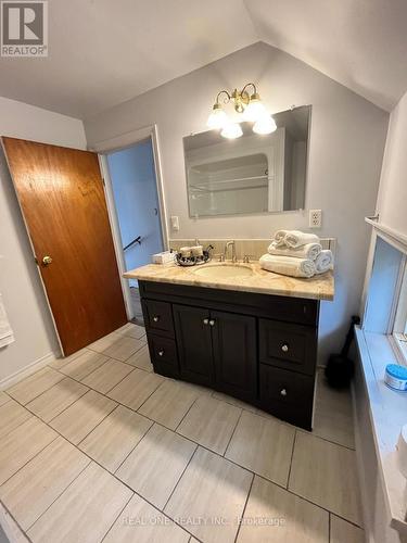 1 - 216 John Street, Orillia, ON - Indoor Photo Showing Bathroom