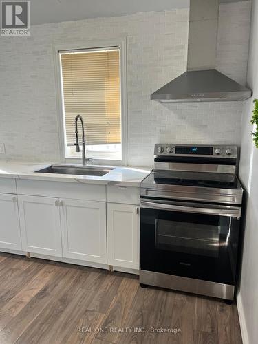 1 - 216 John Street, Orillia, ON - Indoor Photo Showing Kitchen