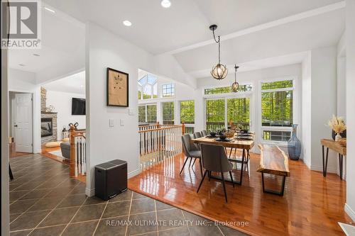 157 Farlain Lake Road W, Tiny, ON - Indoor Photo Showing Dining Room