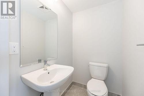 305 - 349 Wheat Boom Drive, Oakville, ON - Indoor Photo Showing Bathroom