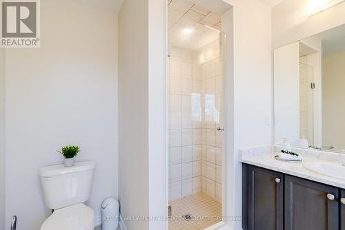 86 Esther Crescent, Thorold, ON - Indoor Photo Showing Bathroom