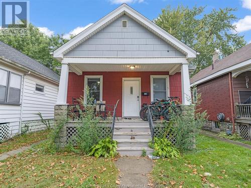 229 Josephine, Windsor, ON - Outdoor With Deck Patio Veranda